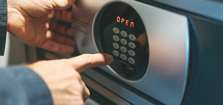 Cash Safe Openers in Brawley, California