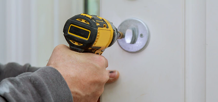 Street Locksmith For Smart Lock Repair in Brawley, CA
